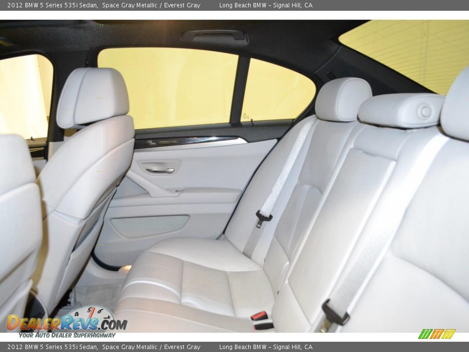 2012 BMW 5 Series 535i Sedan Space Gray Metallic / Everest Gray Photo #16