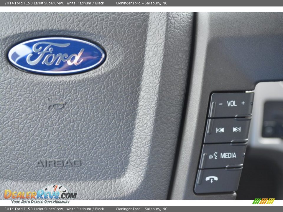 2014 Ford F150 Lariat SuperCrew White Platinum / Black Photo #27