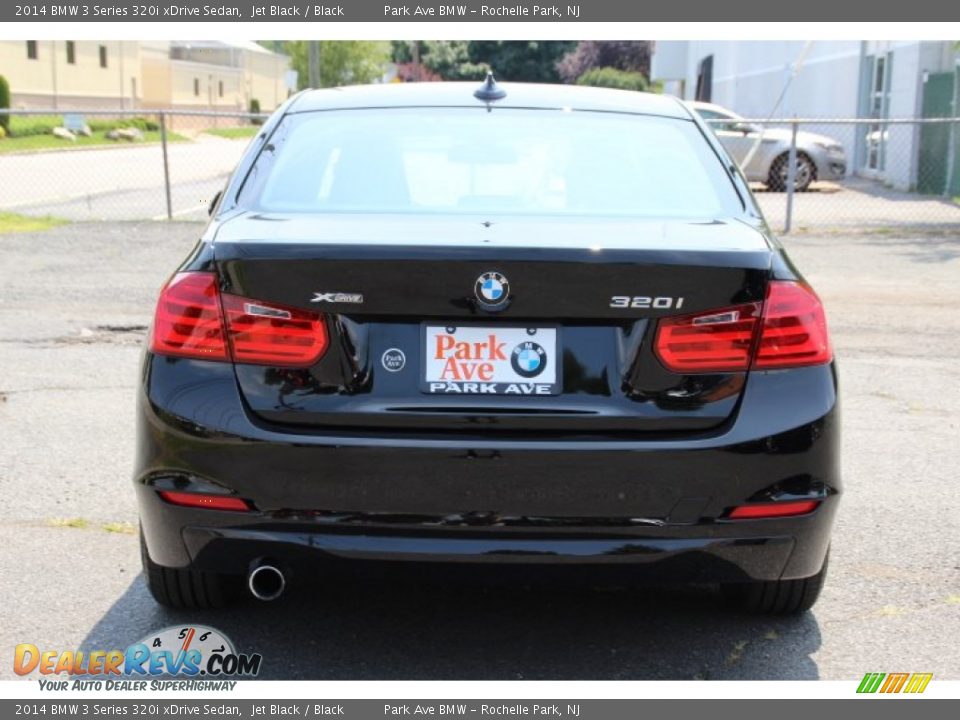 2014 BMW 3 Series 320i xDrive Sedan Jet Black / Black Photo #3