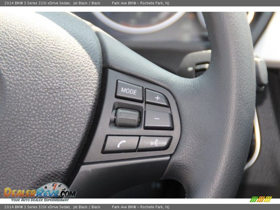 2014 BMW 3 Series 320i xDrive Sedan Jet Black / Black Photo #18