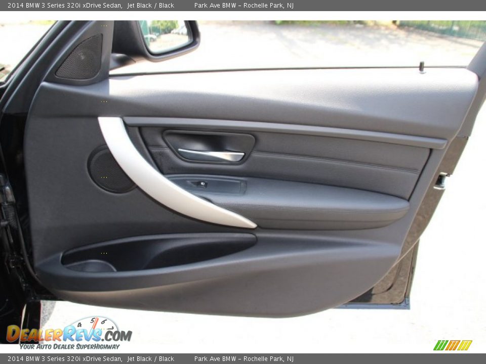 2014 BMW 3 Series 320i xDrive Sedan Jet Black / Black Photo #24