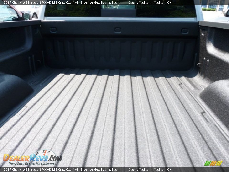 2015 Chevrolet Silverado 2500HD LTZ Crew Cab 4x4 Silver Ice Metallic / Jet Black Photo #4