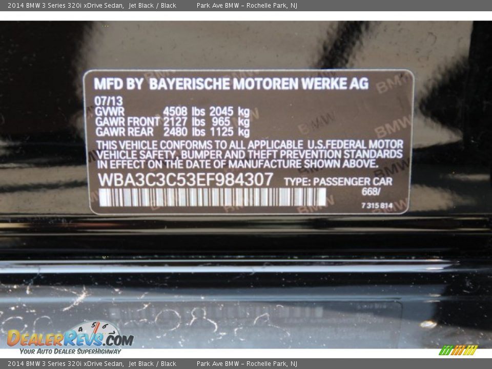 2014 BMW 3 Series 320i xDrive Sedan Jet Black / Black Photo #32