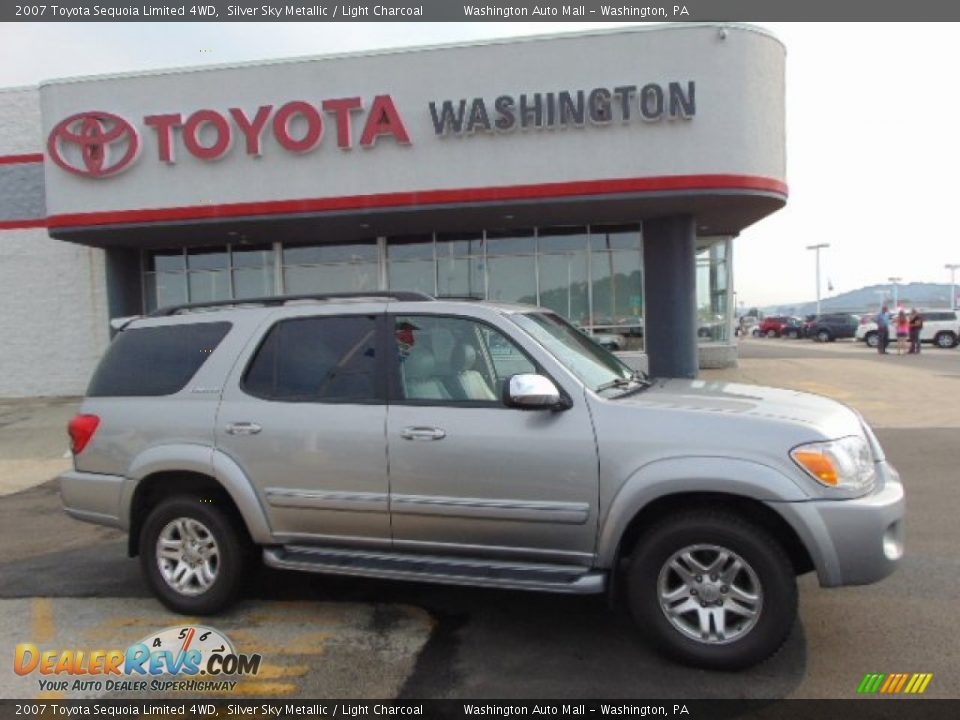 2007 Toyota Sequoia Limited 4WD Silver Sky Metallic / Light Charcoal Photo #2