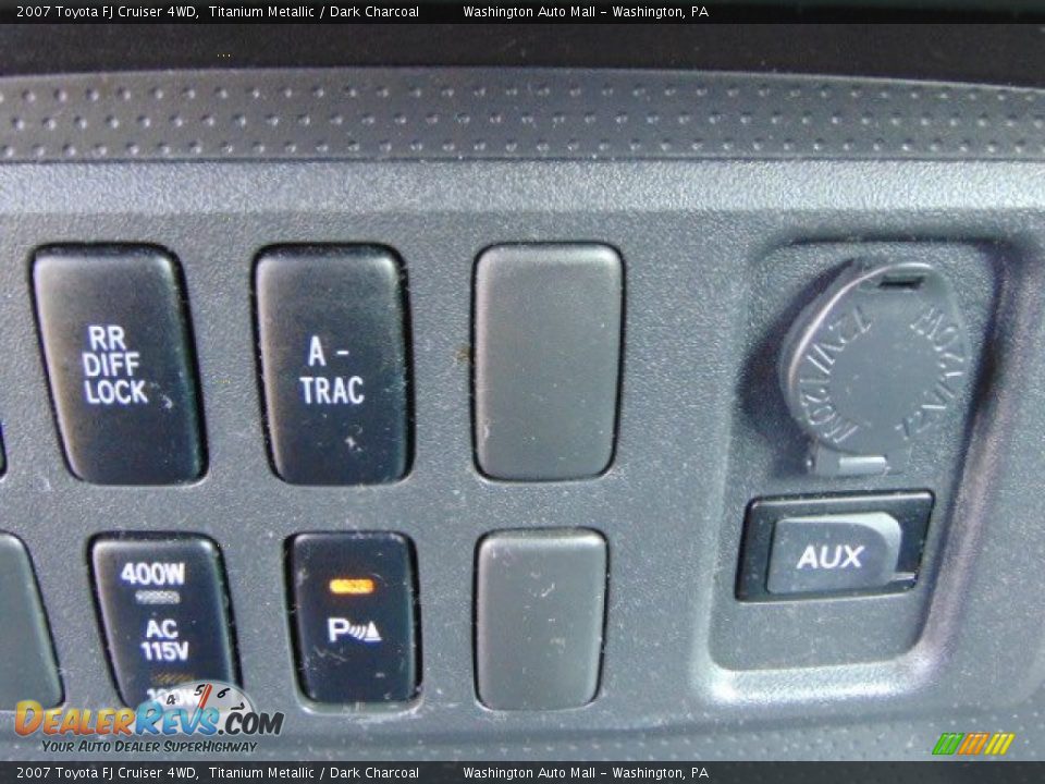 2007 Toyota FJ Cruiser 4WD Titanium Metallic / Dark Charcoal Photo #17