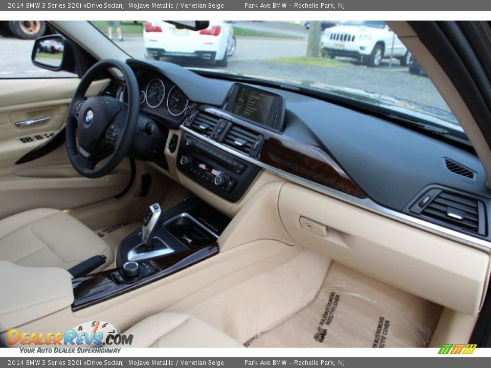 2014 BMW 3 Series 320i xDrive Sedan Mojave Metallic / Venetian Beige Photo #25
