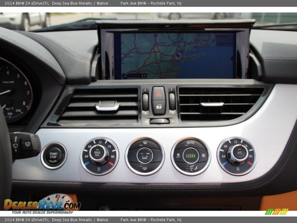 Controls of 2014 BMW Z4 sDrive35i Photo #15
