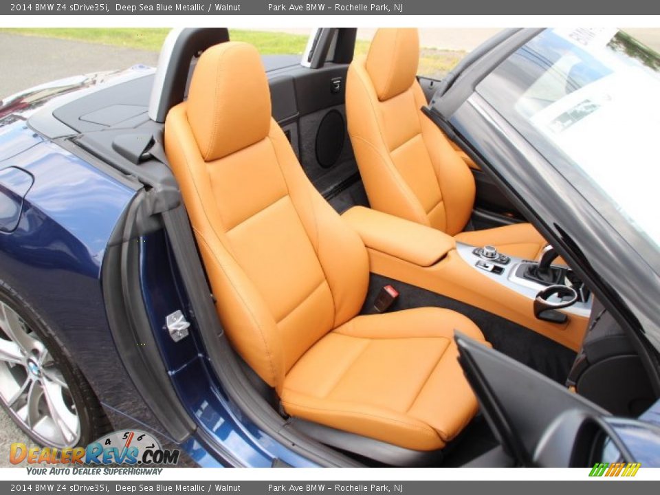 Front Seat of 2014 BMW Z4 sDrive35i Photo #27