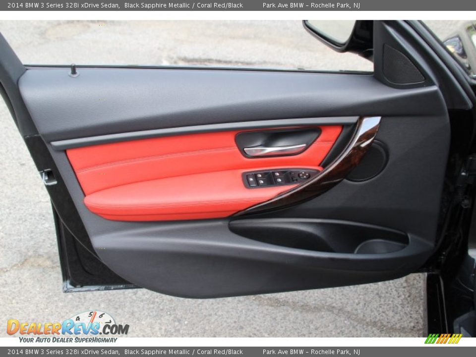 Door Panel of 2014 BMW 3 Series 328i xDrive Sedan Photo #8