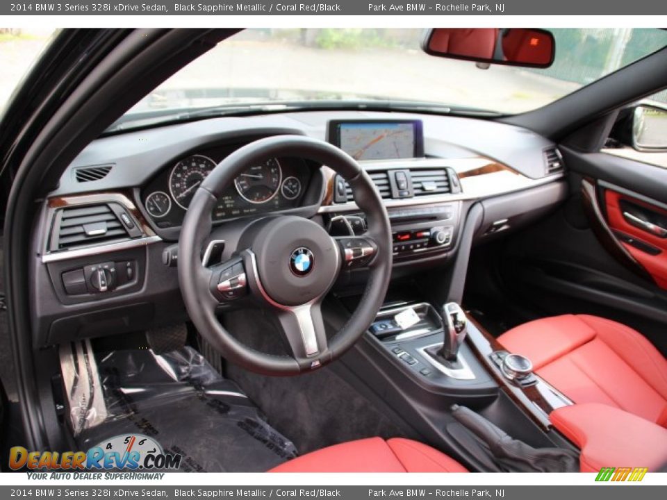 Dashboard of 2014 BMW 3 Series 328i xDrive Sedan Photo #9