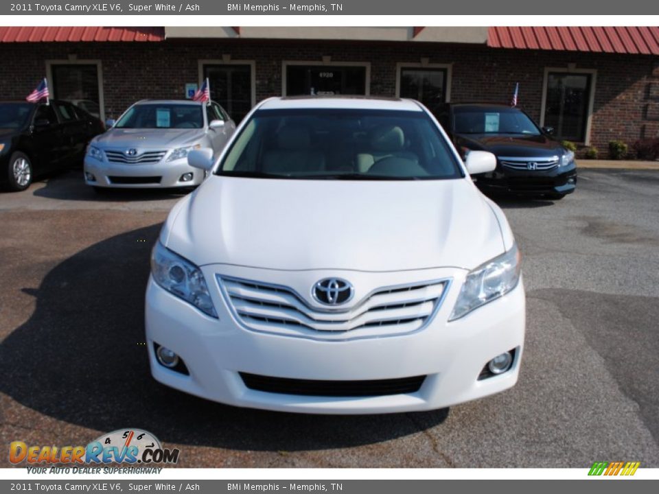 2011 Toyota Camry XLE V6 Super White / Ash Photo #1