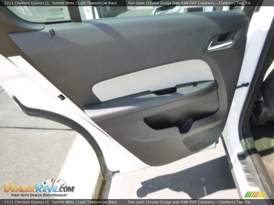2011 Chevrolet Equinox LS Summit White / Light Titanium/Jet Black Photo #13