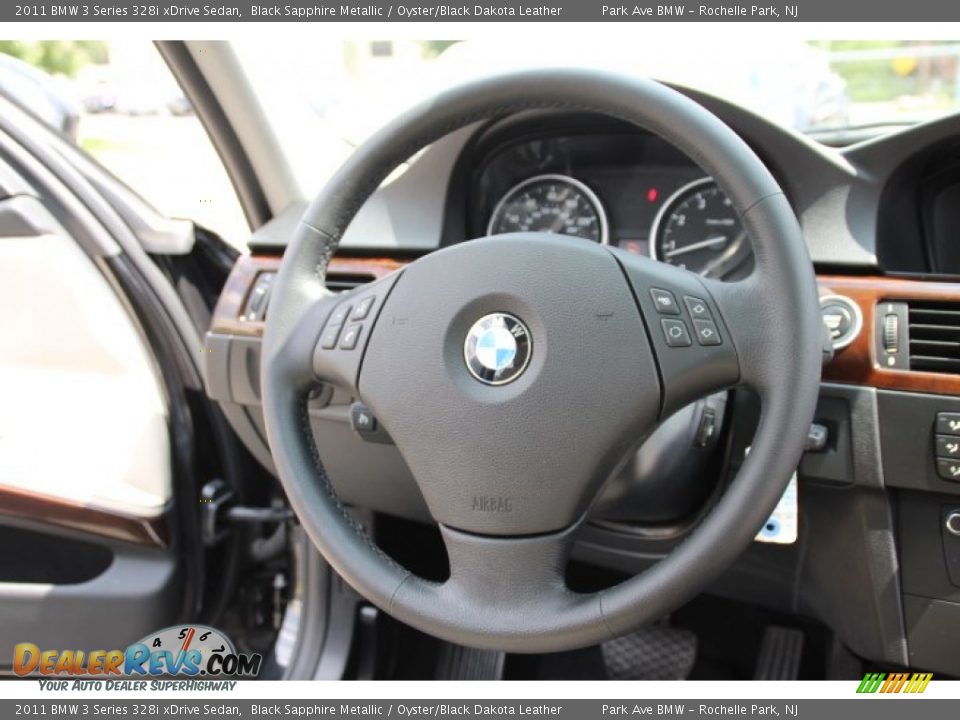 2011 BMW 3 Series 328i xDrive Sedan Black Sapphire Metallic / Oyster/Black Dakota Leather Photo #16