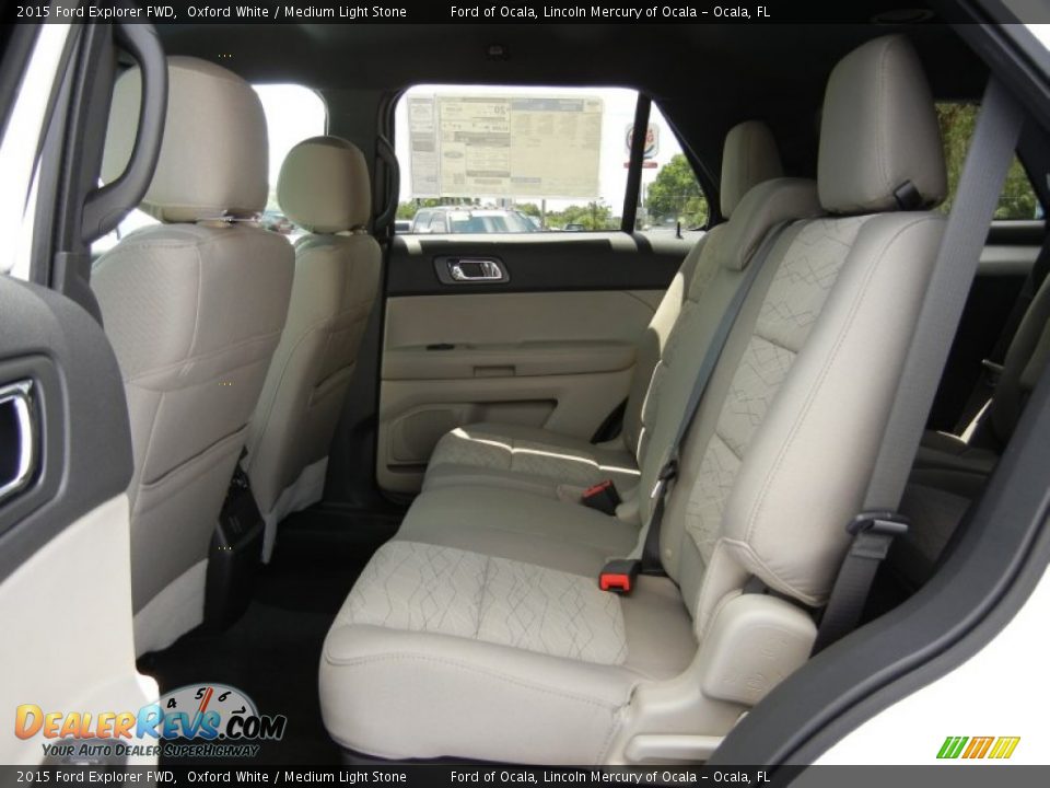 2015 Ford Explorer FWD Oxford White / Medium Light Stone Photo #7