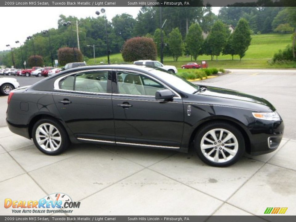 2009 Lincoln MKS Sedan Tuxedo Black Metallic / Light Camel Photo #6