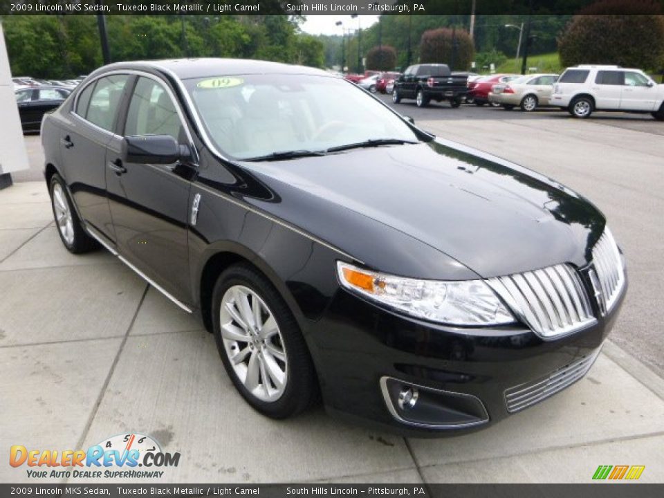 2009 Lincoln MKS Sedan Tuxedo Black Metallic / Light Camel Photo #7