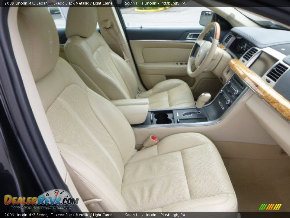 2009 Lincoln MKS Sedan Tuxedo Black Metallic / Light Camel Photo #10