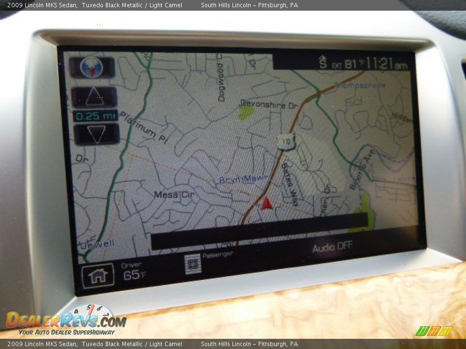 2009 Lincoln MKS Sedan Tuxedo Black Metallic / Light Camel Photo #21
