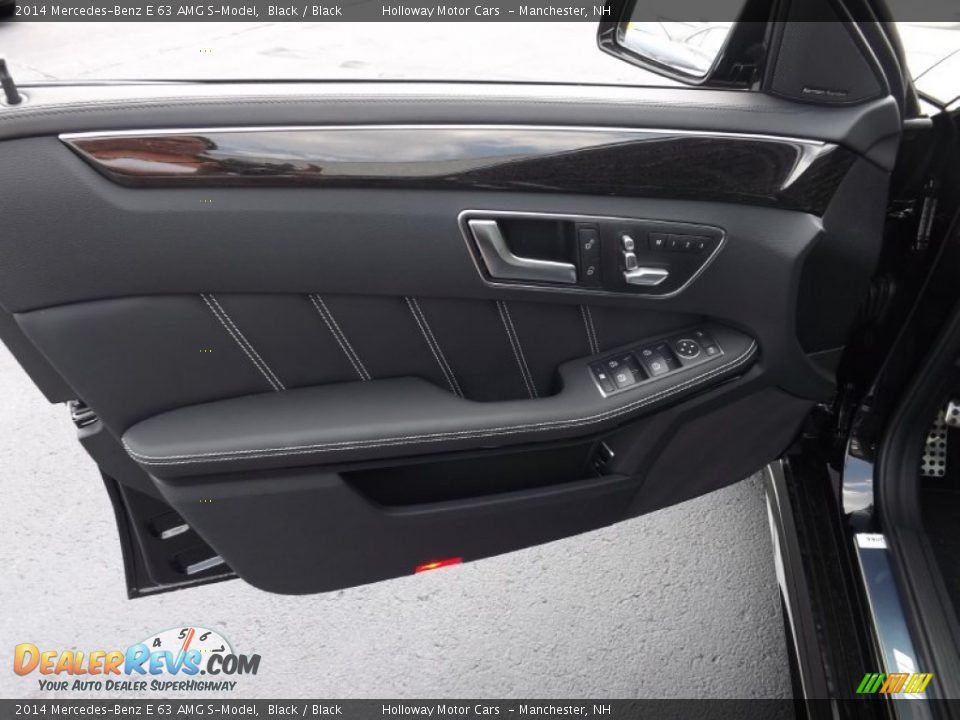 Door Panel of 2014 Mercedes-Benz E 63 AMG S-Model Photo #10
