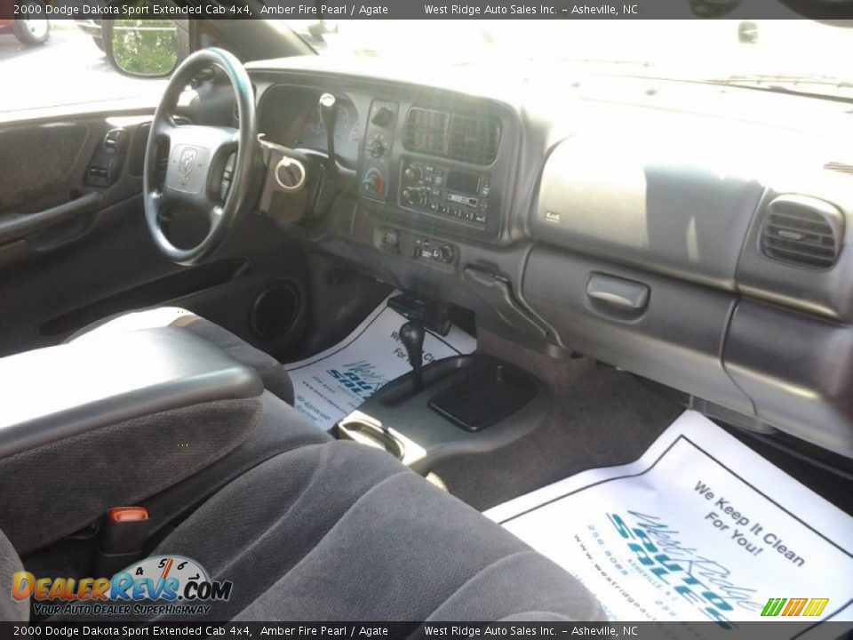 2000 Dodge Dakota Sport Extended Cab 4x4 Amber Fire Pearl / Agate Photo #19
