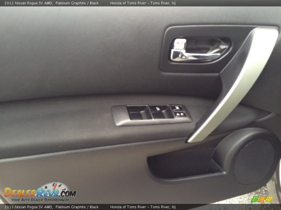 2011 Nissan Rogue SV AWD Platinum Graphite / Black Photo #14