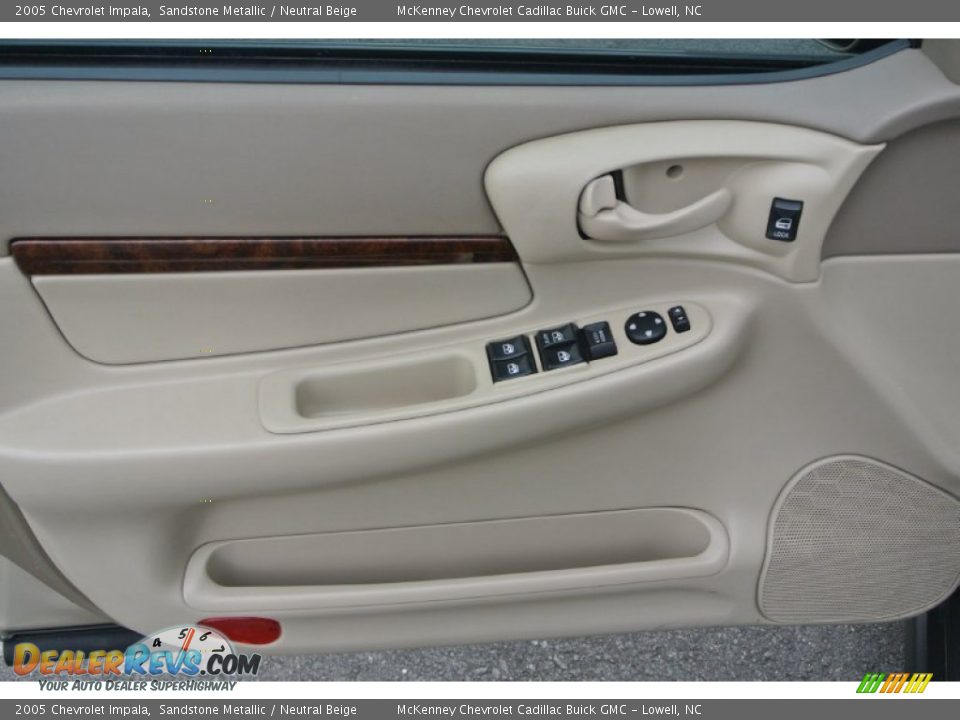 2005 Chevrolet Impala Sandstone Metallic / Neutral Beige Photo #10