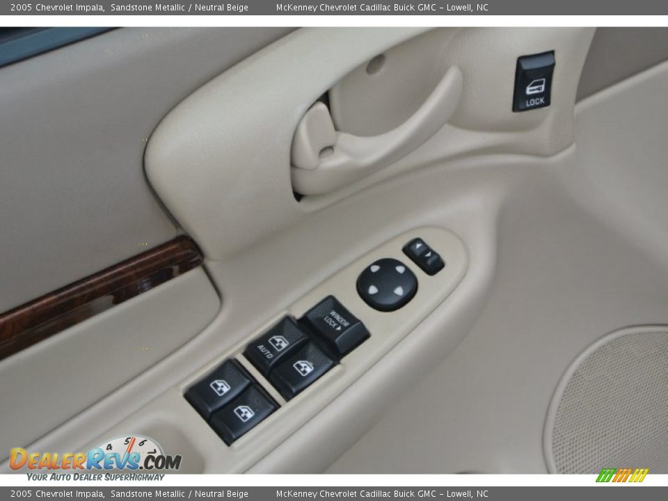 2005 Chevrolet Impala Sandstone Metallic / Neutral Beige Photo #11