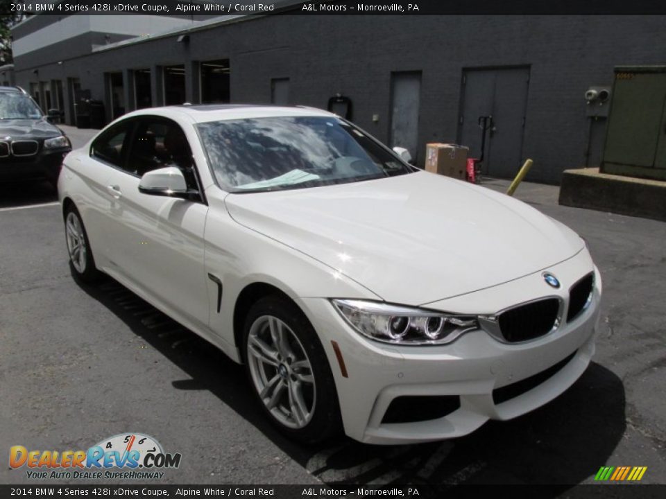 Front 3/4 View of 2014 BMW 4 Series 428i xDrive Coupe Photo #7