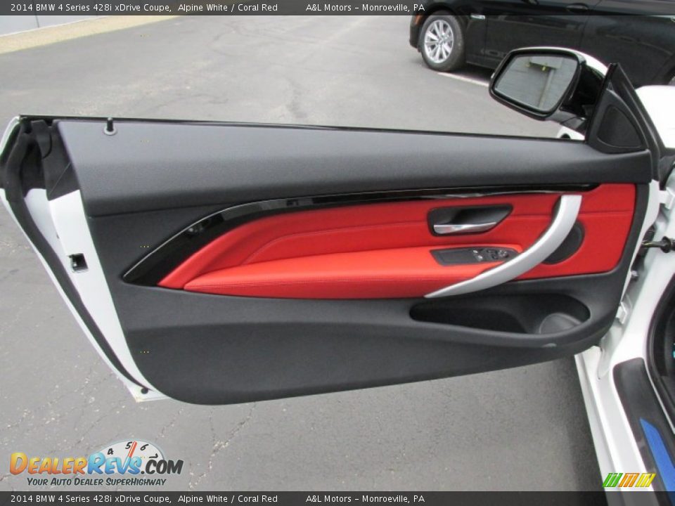 Door Panel of 2014 BMW 4 Series 428i xDrive Coupe Photo #10
