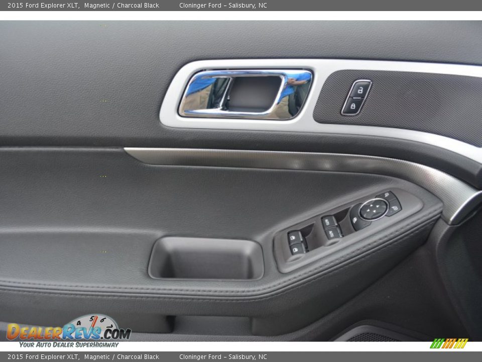 2015 Ford Explorer XLT Magnetic / Charcoal Black Photo #5