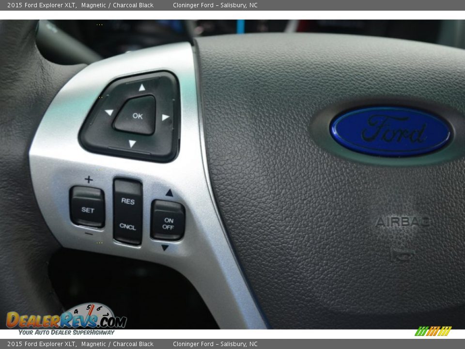 2015 Ford Explorer XLT Magnetic / Charcoal Black Photo #23