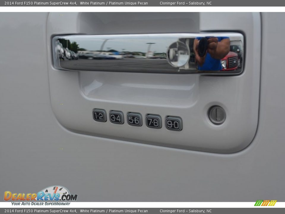2014 Ford F150 Platinum SuperCrew 4x4 White Platinum / Platinum Unique Pecan Photo #14