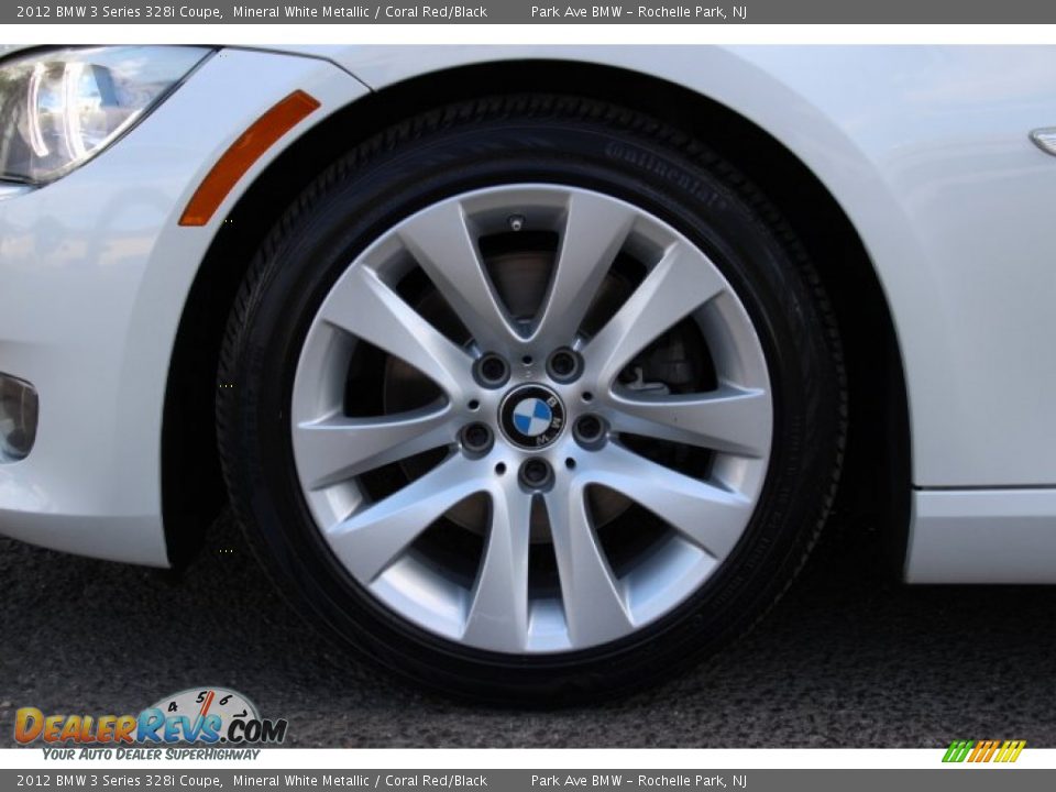2012 BMW 3 Series 328i Coupe Mineral White Metallic / Coral Red/Black Photo #30