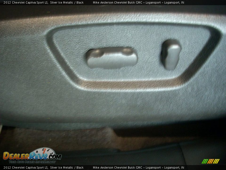 2012 Chevrolet Captiva Sport LS Silver Ice Metallic / Black Photo #8