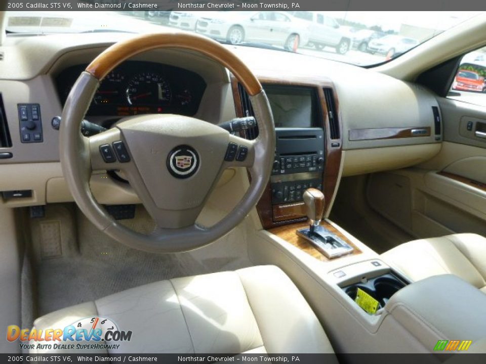 2005 Cadillac STS V6 White Diamond / Cashmere Photo #10