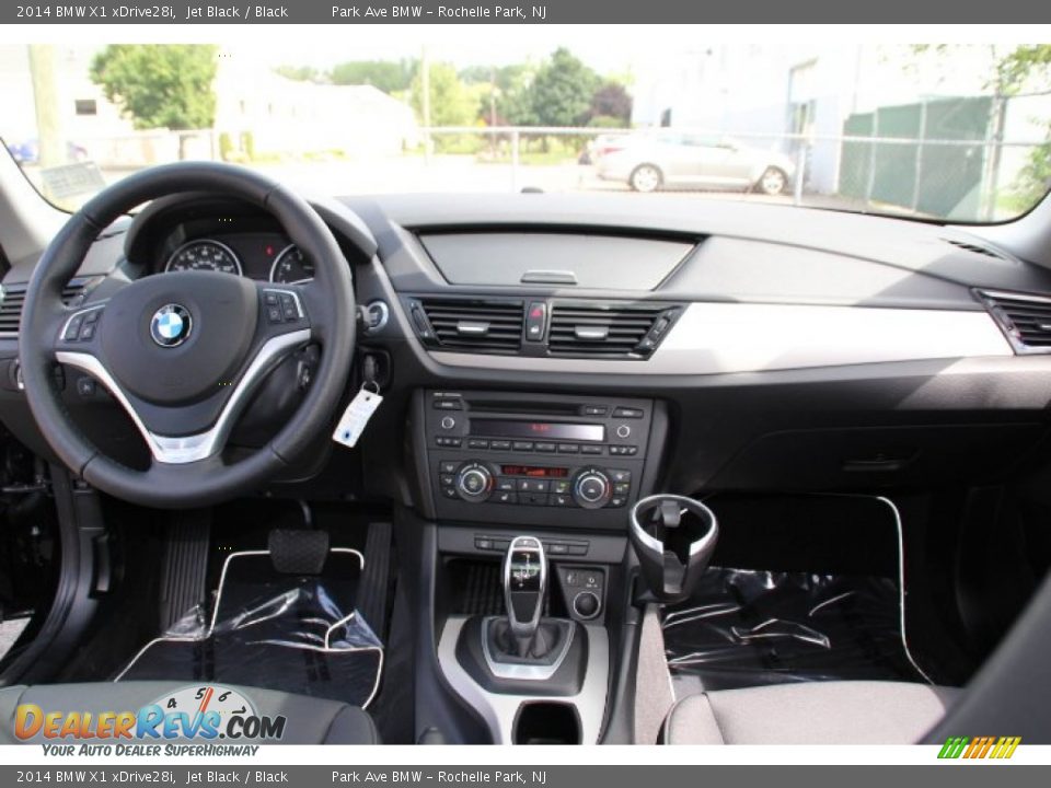 2014 BMW X1 xDrive28i Jet Black / Black Photo #14