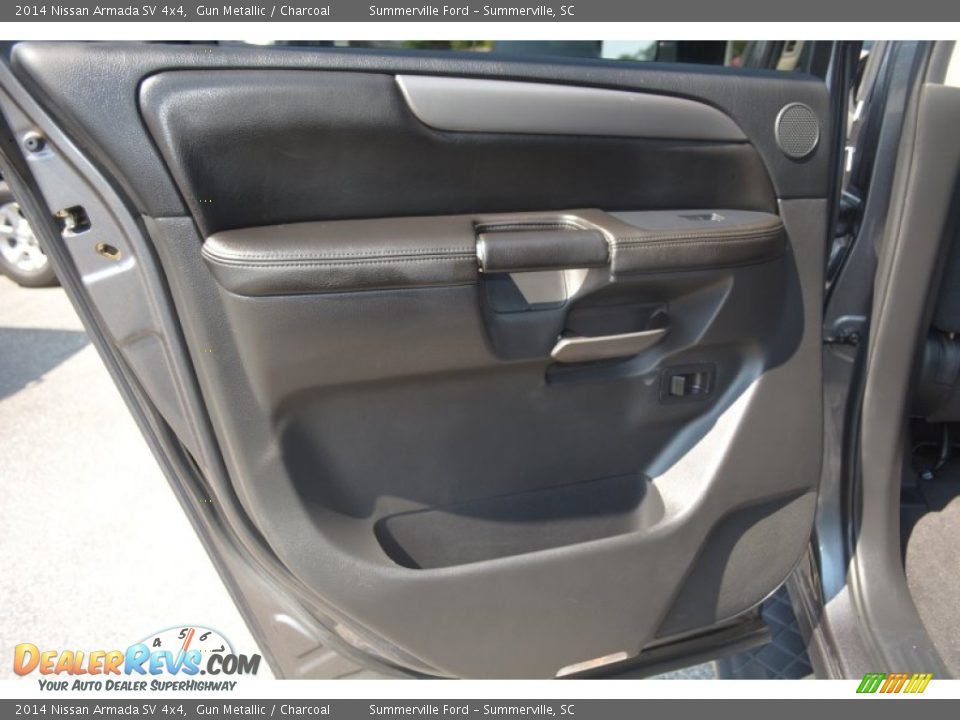 2014 Nissan Armada SV 4x4 Gun Metallic / Charcoal Photo #12