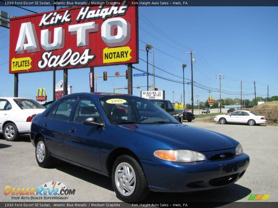 1999 Ford Escort SE Sedan Atlantic Blue Metallic / Medium Graphite Photo #1