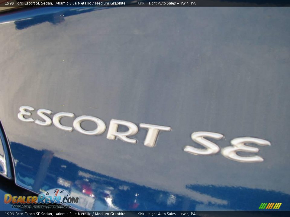 1999 Ford Escort SE Sedan Atlantic Blue Metallic / Medium Graphite Photo #7