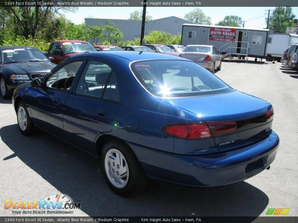 1999 Ford Escort SE Sedan Atlantic Blue Metallic / Medium Graphite Photo #8