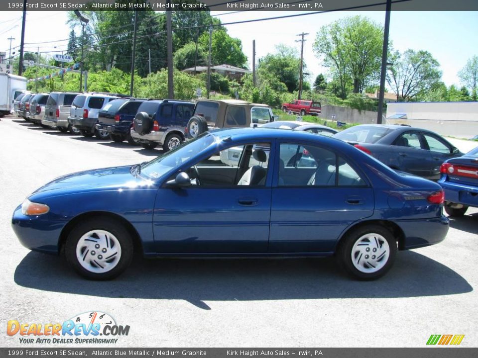 1999 Ford Escort SE Sedan Atlantic Blue Metallic / Medium Graphite Photo #9