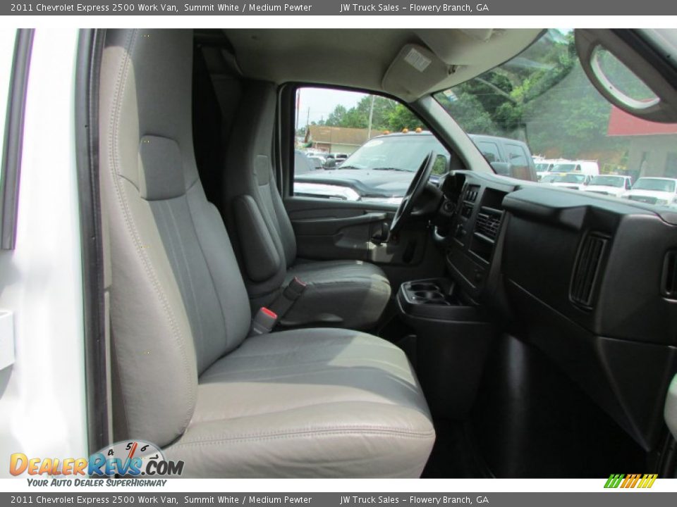 2011 Chevrolet Express 2500 Work Van Summit White / Medium Pewter Photo #19