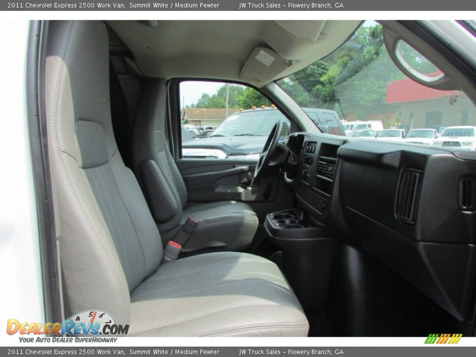 2011 Chevrolet Express 2500 Work Van Summit White / Medium Pewter Photo #20