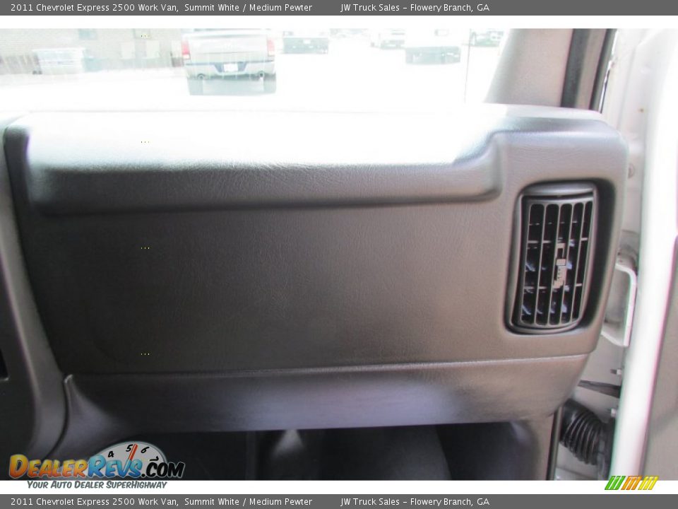 2011 Chevrolet Express 2500 Work Van Summit White / Medium Pewter Photo #22
