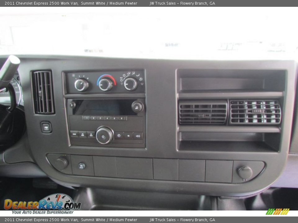 2011 Chevrolet Express 2500 Work Van Summit White / Medium Pewter Photo #23