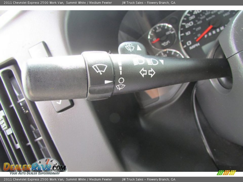 2011 Chevrolet Express 2500 Work Van Summit White / Medium Pewter Photo #30