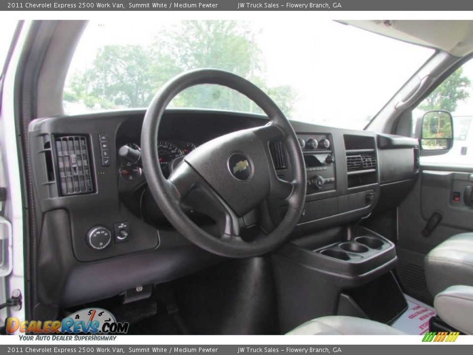 2011 Chevrolet Express 2500 Work Van Summit White / Medium Pewter Photo #33