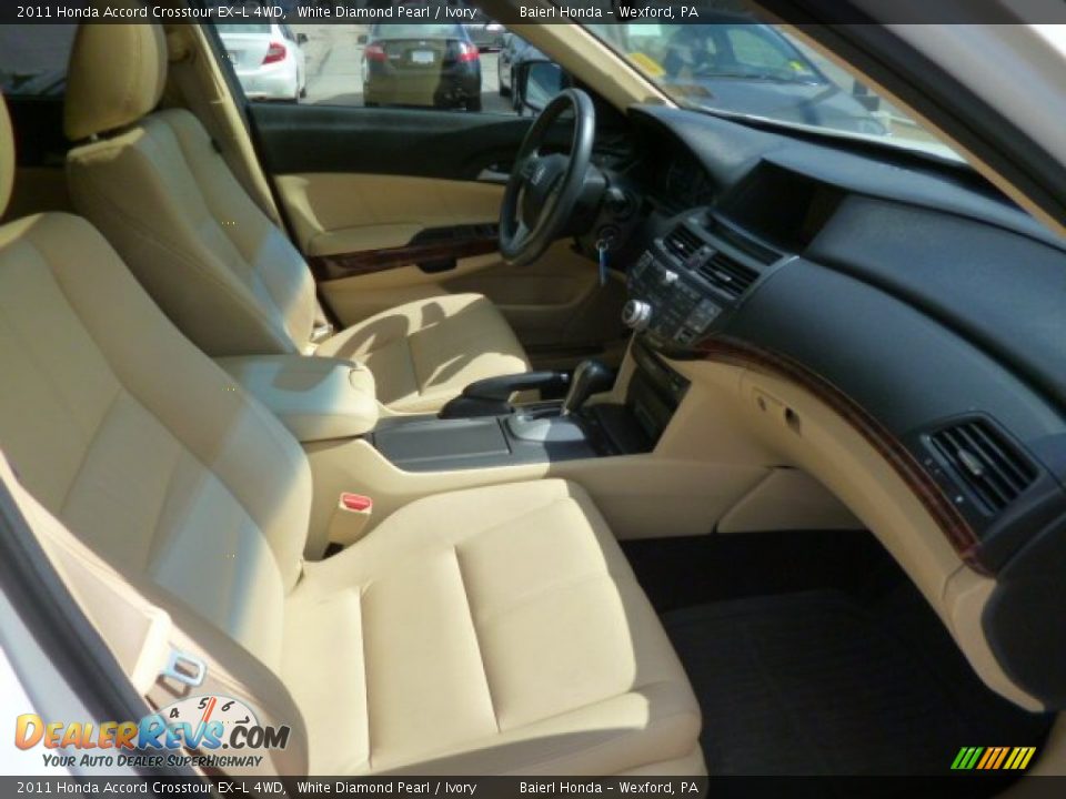 2011 Honda Accord Crosstour EX-L 4WD White Diamond Pearl / Ivory Photo #8