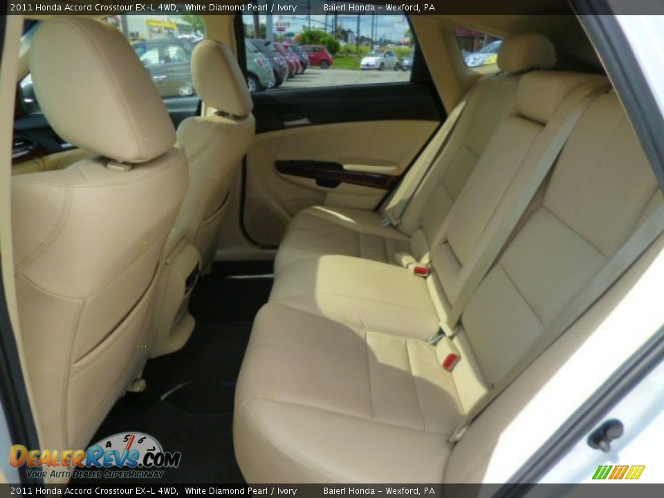 2011 Honda Accord Crosstour EX-L 4WD White Diamond Pearl / Ivory Photo #10