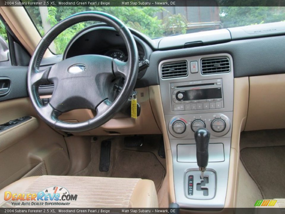 Dashboard of 2004 Subaru Forester 2.5 XS Photo #16